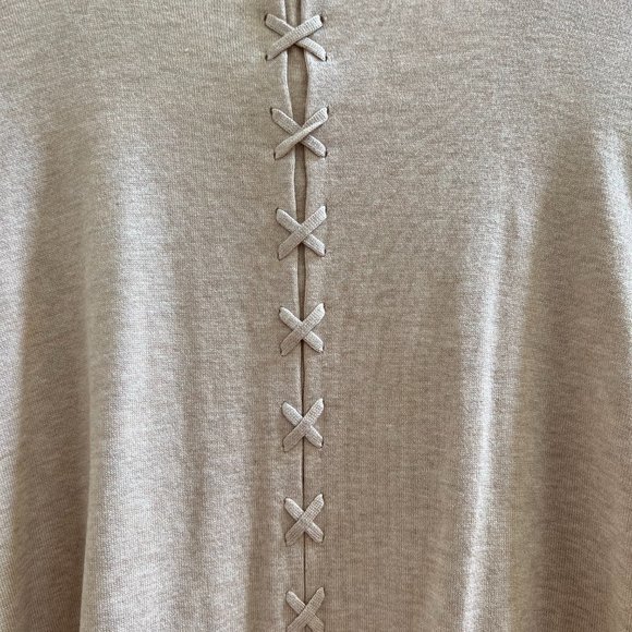 Lety & Me Aubree Back Detail Cardigan - Beige - Size 2X NWT - Picture 9 of 10